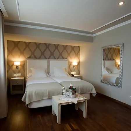 Hotel Os Olivos 3*