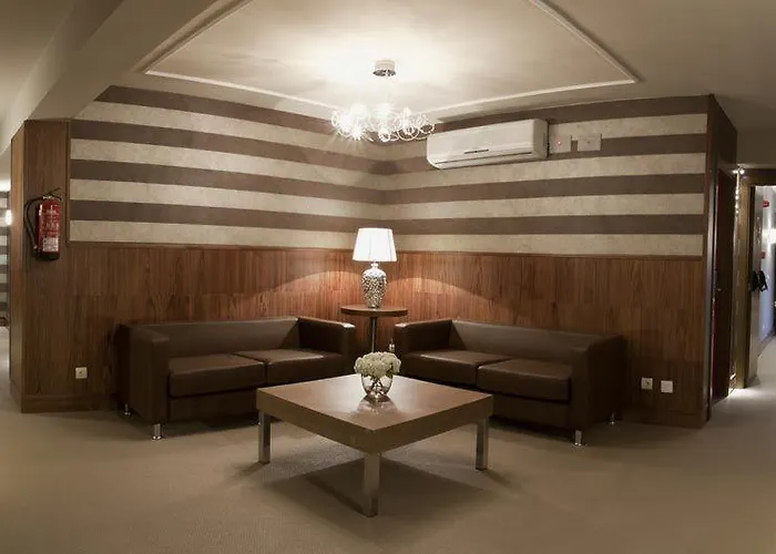 Os Olivos Отель Гуисамо