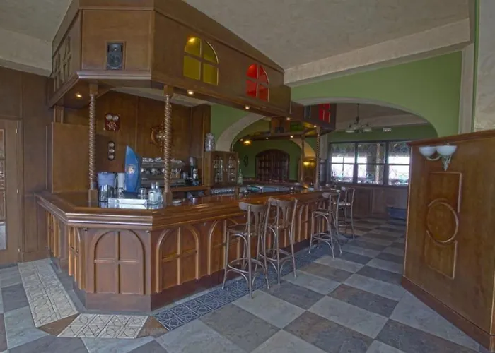 Os Olivos Hotell 3*