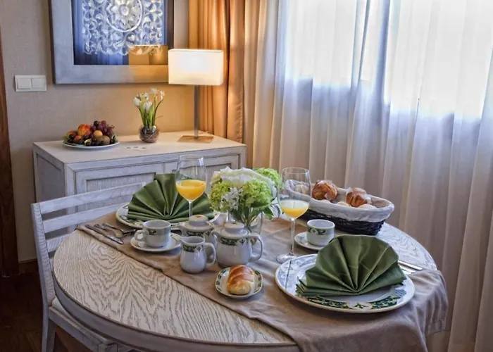 Os Olivos Отель Гуисамо